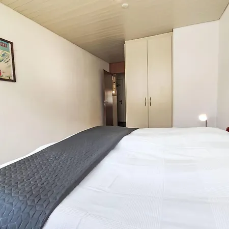 Verbena-2 By Interhome